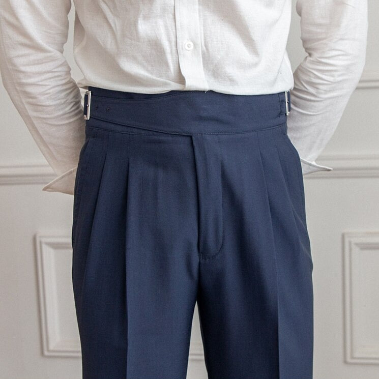 Pantaloni da uomo a vita alta – Vestibilità sartoriale – Davanti plissettato – Fibbia laterale regolabile