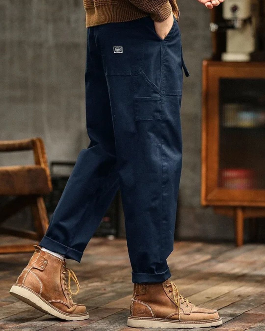 LUXEOUTFIT VINTAGE CARGO PANTS