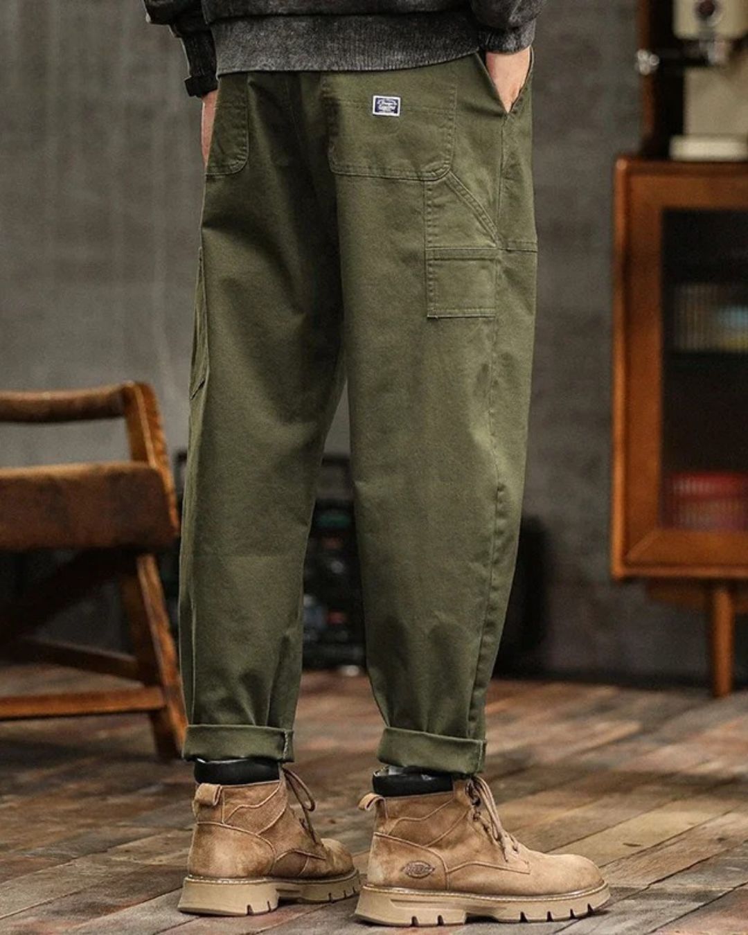 LUXEOUTFIT VINTAGE CARGO PANTS