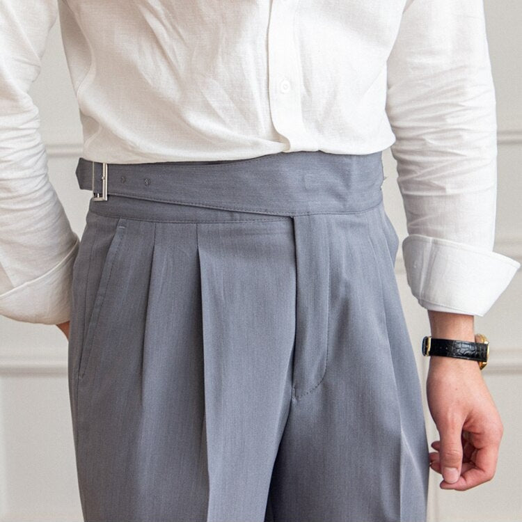 Pantaloni da uomo a vita alta – Vestibilità sartoriale – Davanti plissettato – Fibbia laterale regolabile