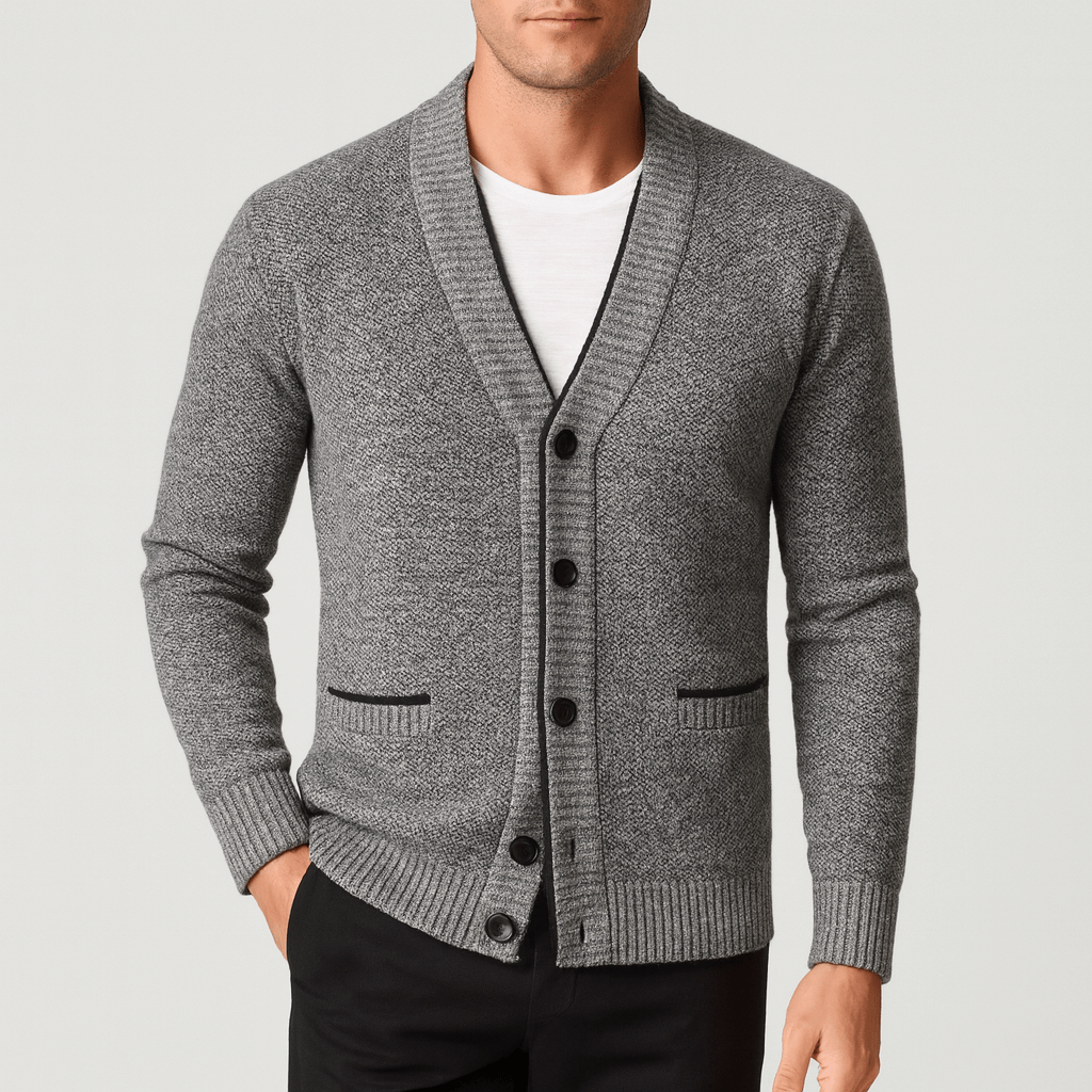 LUXEOUTFIT | V-Neck Plaid Cardigan