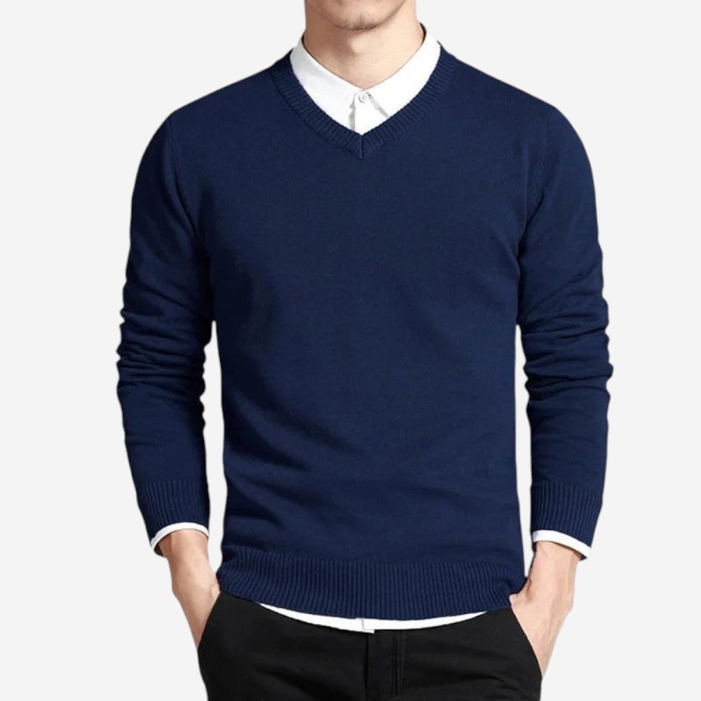 LUXEOUTFIT | Slim V-Neck Sweater